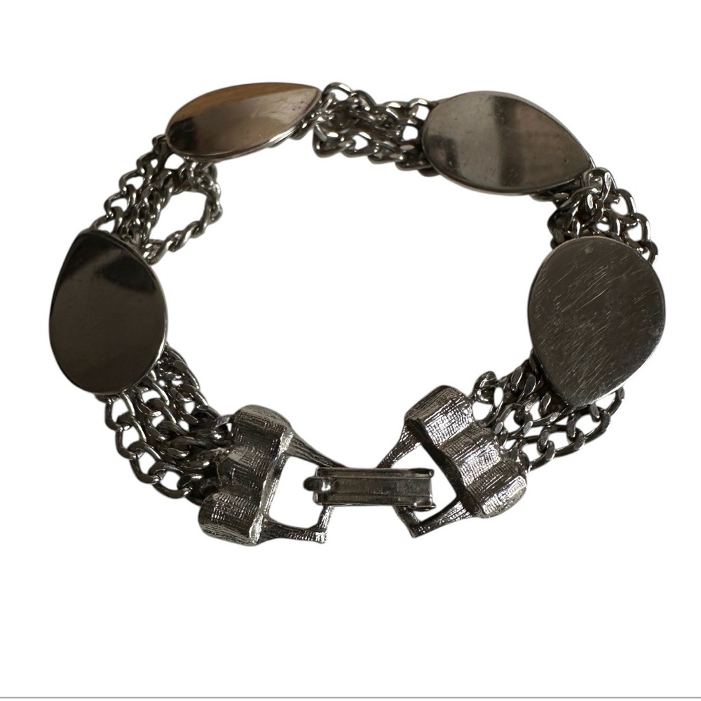 Elegant Silver Tone Chain Bracelet with Flat Oval Disk Overlays